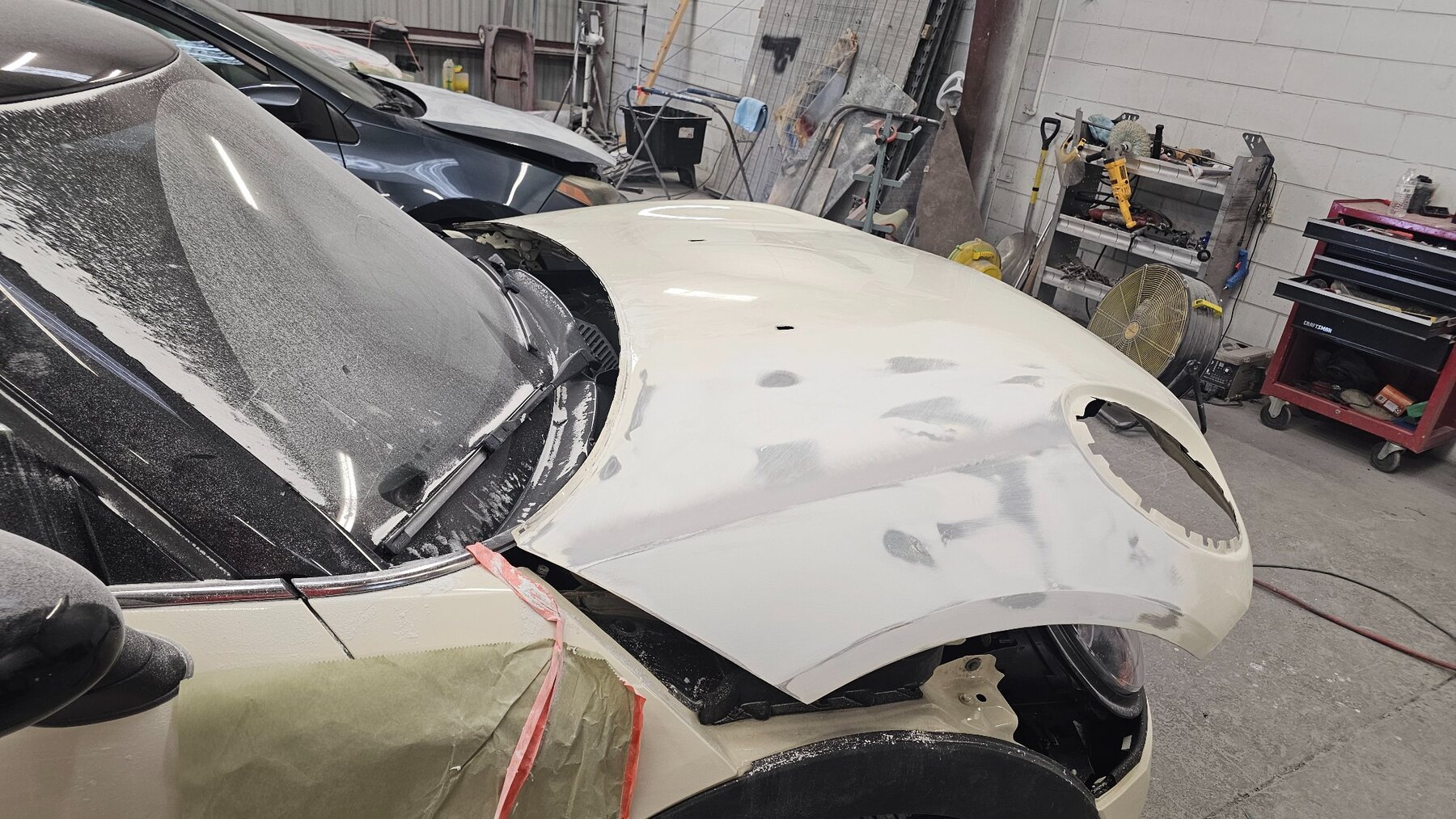 MINI fender during body repair and surface preparation